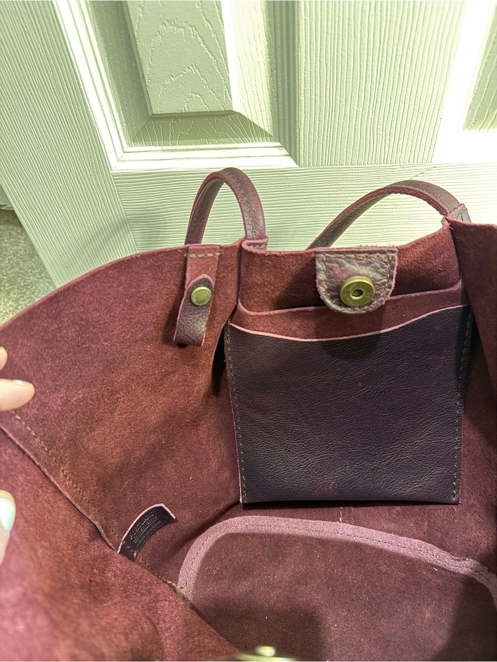 NWOT ‘Almost Perfect’ Portland Leather Devan Bucket Tote in Plum - Large - Picture 9 of 9